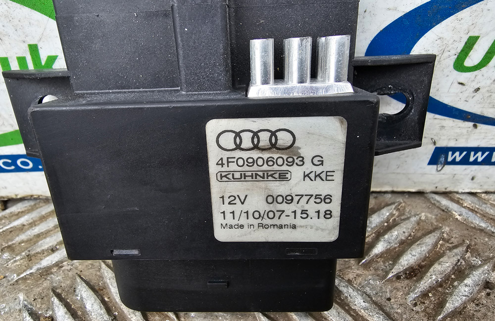 Audi A4 8H B7 Fuel Pump Control 4F0906093G Used Car Parts UK