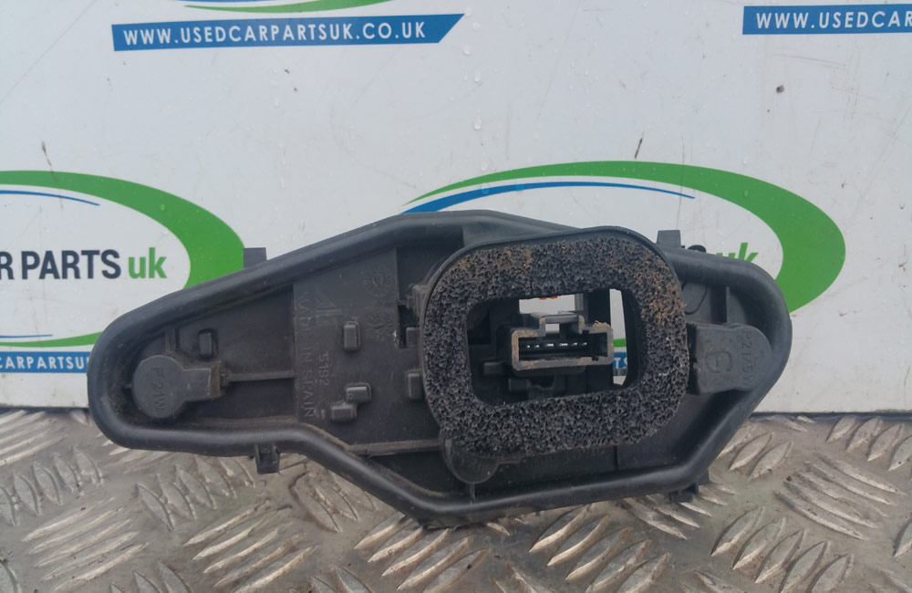 Citroen Berlingo van rear light bulb holder 1518 Used Car Parts UK