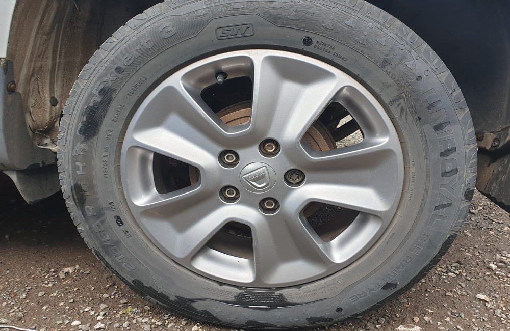 Dacia Duster alloy wheel 16 inch laureate Used Car Parts UK