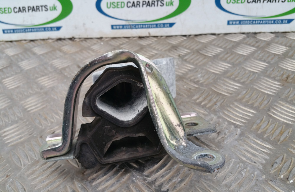 Fiat 500 engine mount bracket 1.2 MK1 Used Car Parts UK