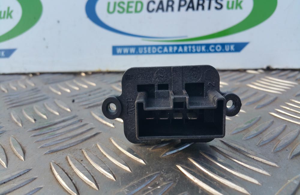 Fiat 500 heater resistor card 20152019 Used Car Parts UK