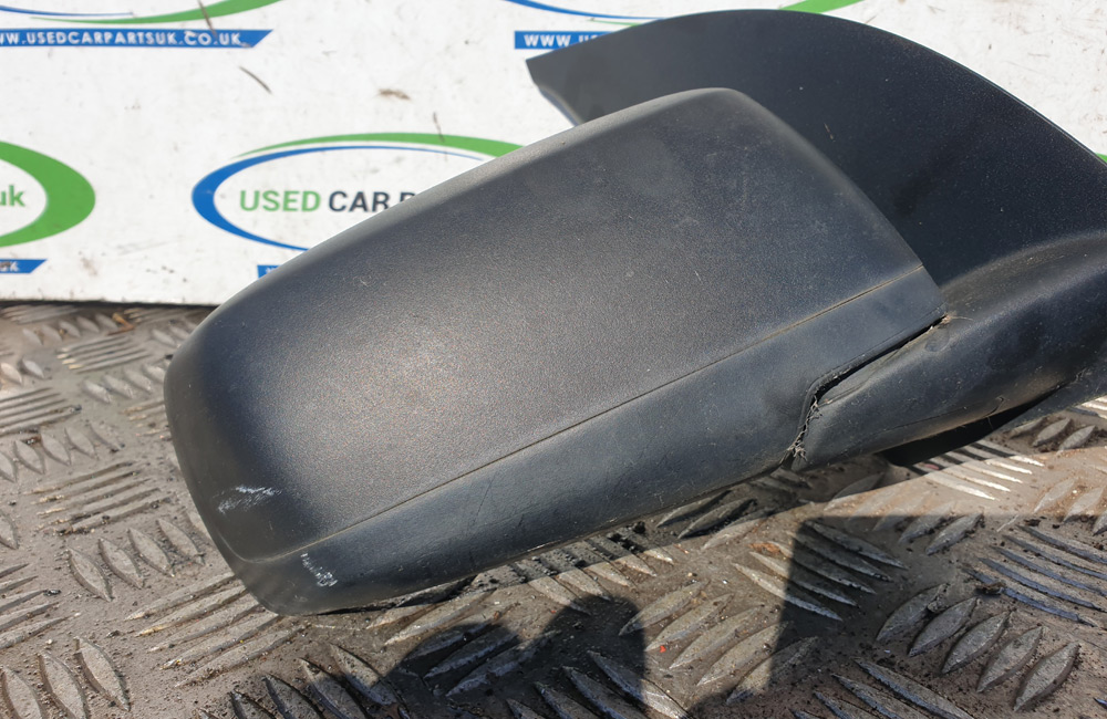Right Side (Driver's) Door Mirror Assembly For 2009-2012 Fiat Panda - Black, Manual Cable Adjust