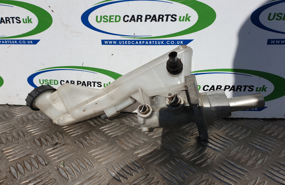 Ford Fiesta 1.6 MK7 brake master cylinder Used Car Parts UK