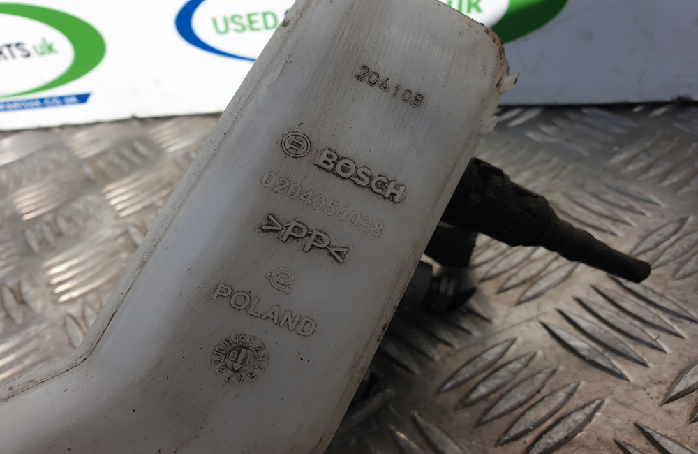 Ford Fiesta 1.6 MK7 brake master cylinder Used Car Parts UK