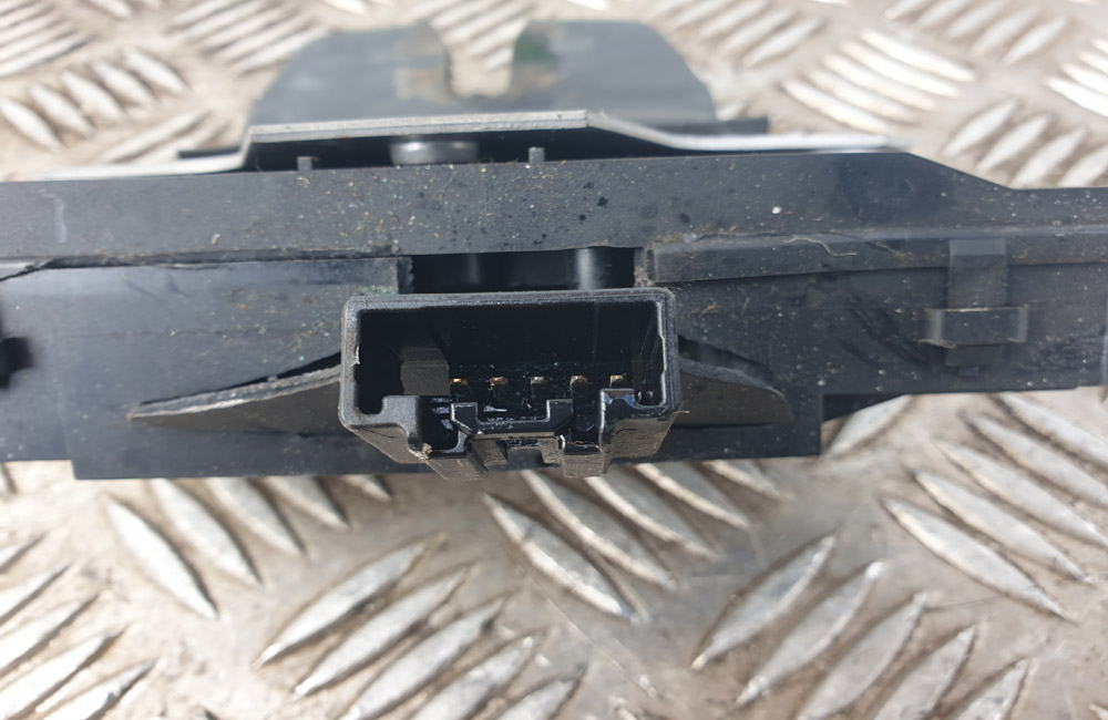Ford Focus MK2 boot catch lock motor Used Car Parts UK