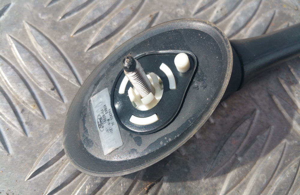 Ford transit custom on sale aerial base replacement