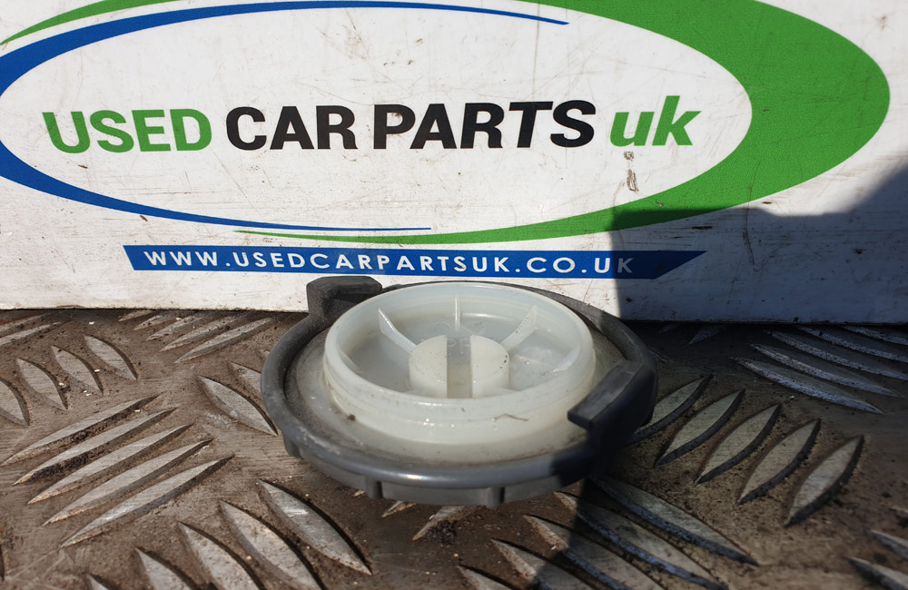 Honda Civic MK7 brake fluid bottle cap Used Car Parts UK