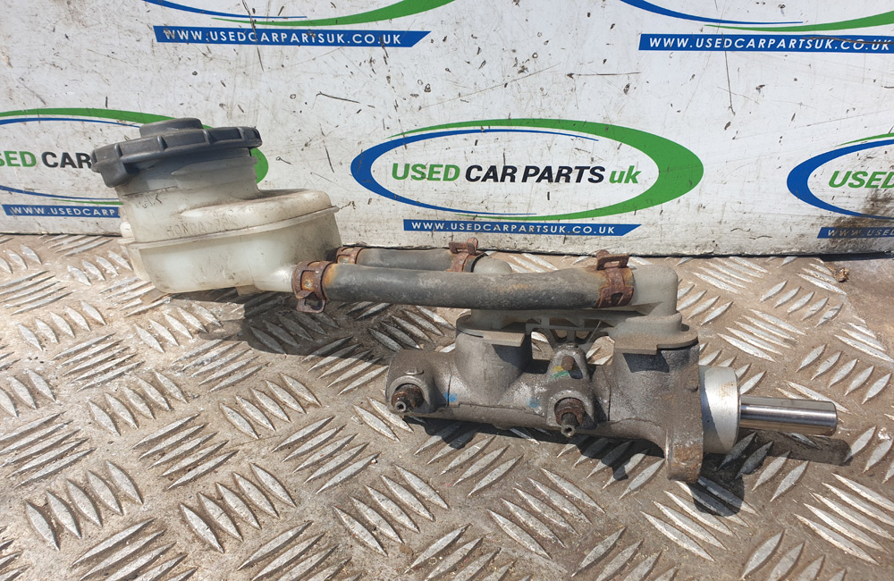 Honda Civic MK7 Brake Master Cylinder 1.6 Petrol Used Car Parts UK