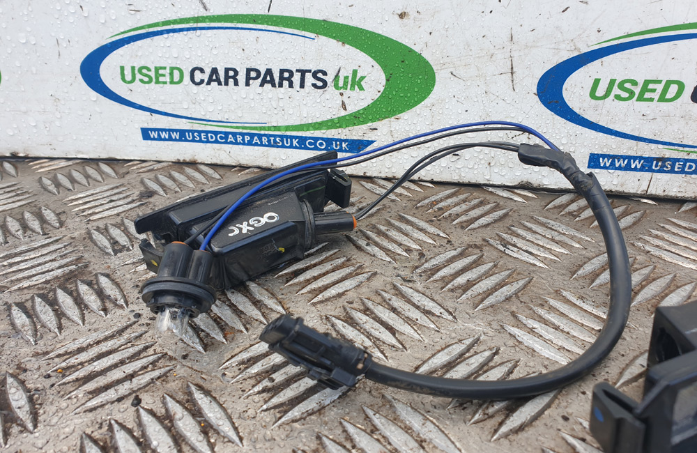 Hyundai I10 MK2 rear number plate light holder Used Car Parts UK