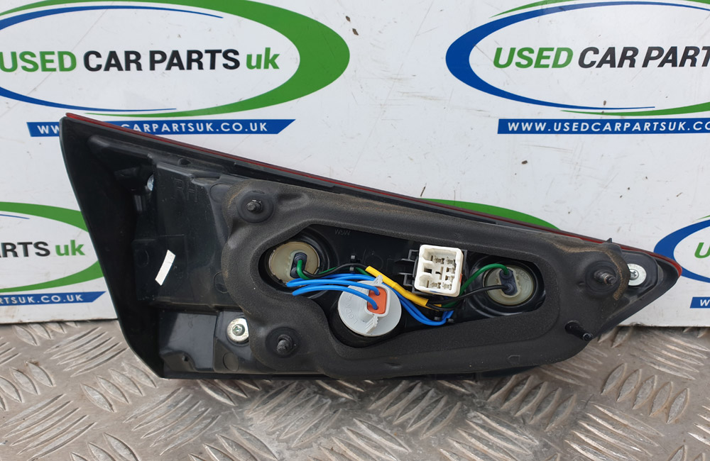 Hyundai I20 Coupe rear inner tail brake light Used Car Parts UK