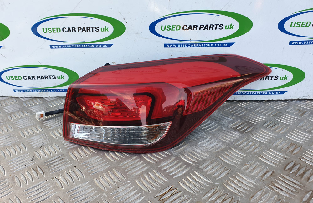 Hyundai I20 Coupe drivers rear outer tail light Used Car Parts UK
