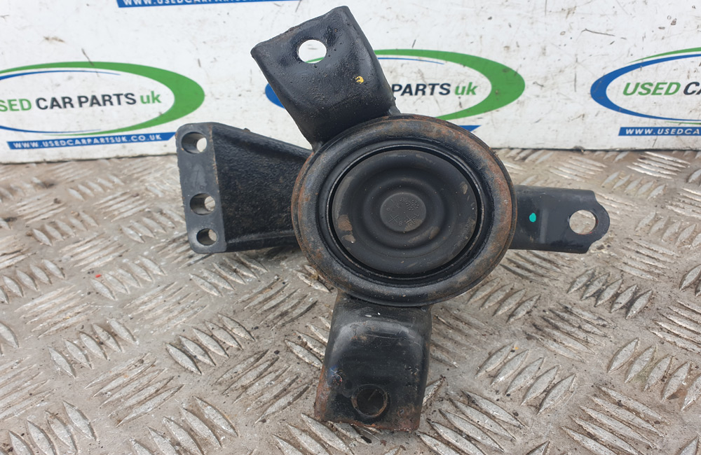 Hyundai I20 MK1 engine mount drivers 1.2 G4LA Used Car Parts UK
