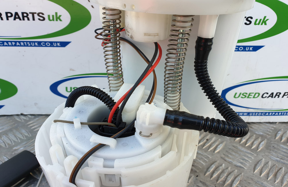 Hyundai I20 1.2 Fuel Pump Sender 31110C8000 Used Car Parts UK