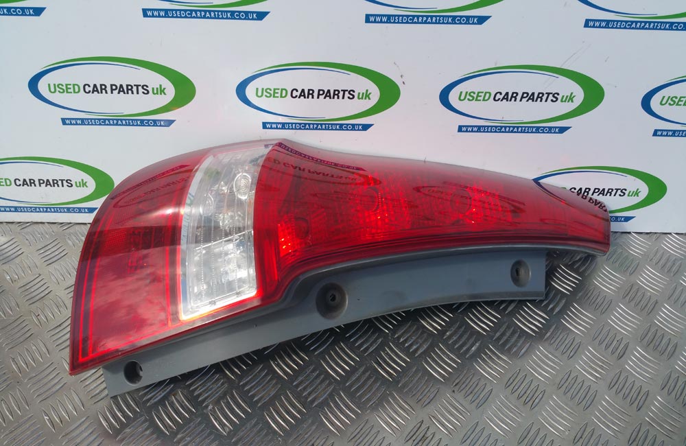Hyundai I30 estate rear tail light 20072012 Used Car Parts UK
