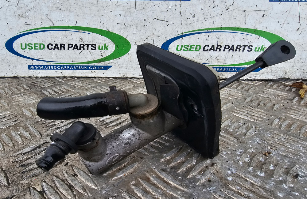 Hyundai I30 MK1 Clutch Master Cylinder 1.4 Petrol Used Car Parts UK