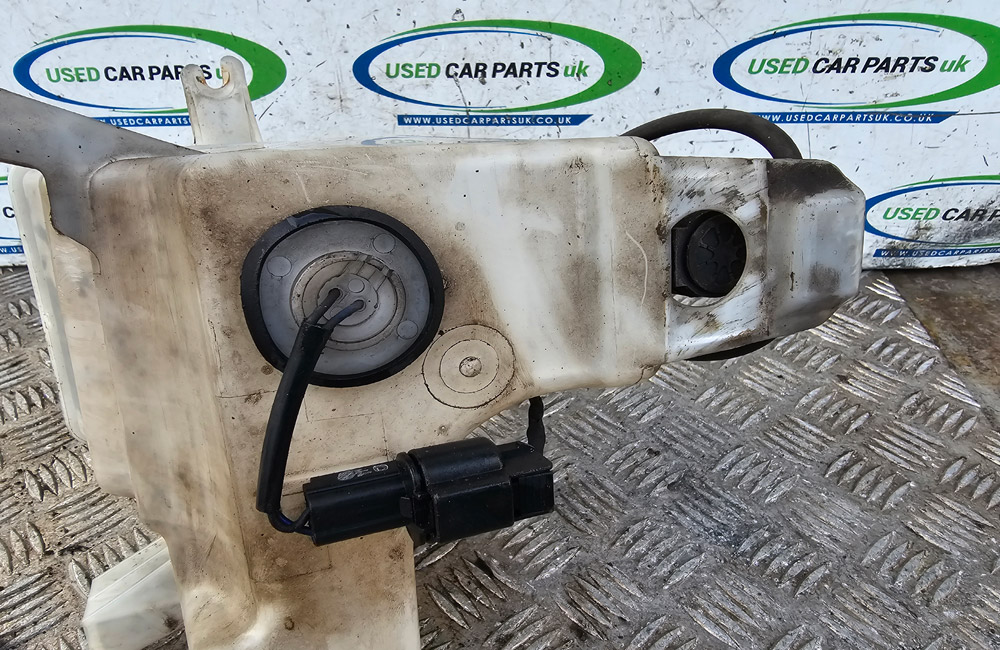 Hyundai I30 MK1 Windscreen Washer Bottle Used Car Parts UK