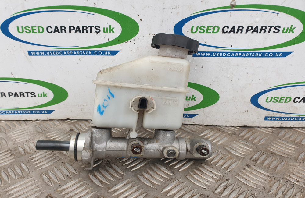 Kia Ceed CRDI brake master cylinder Used Car Parts UK