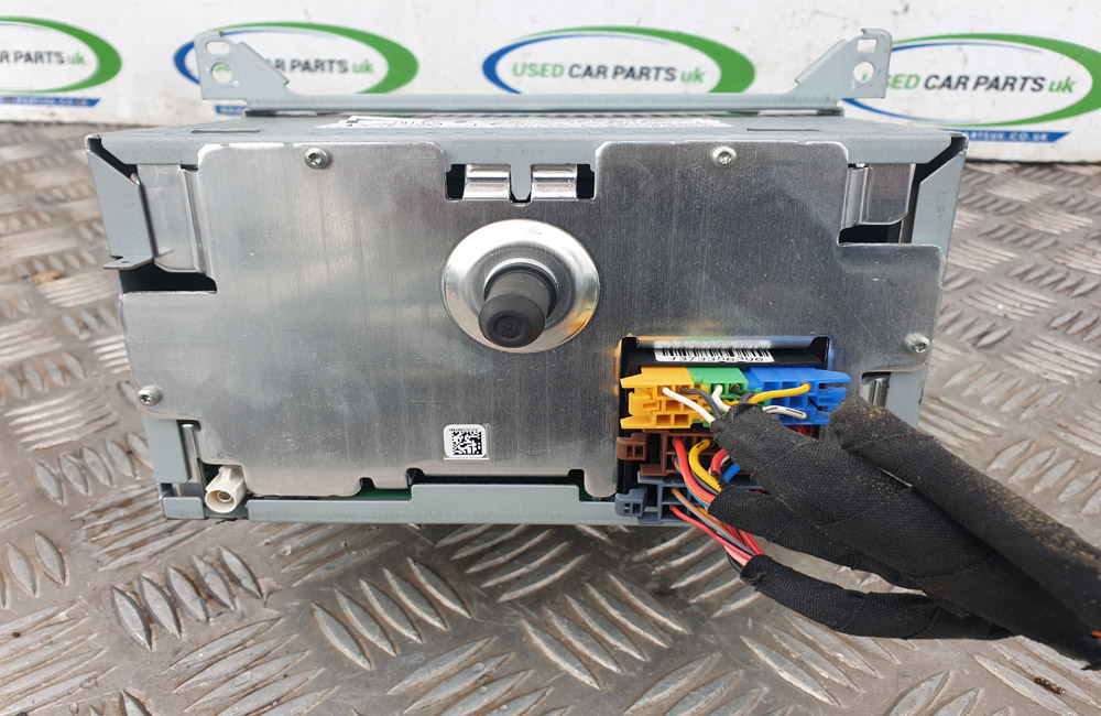 Kia Ceed MK1 CD Player 961601H050 Used Car Parts UK