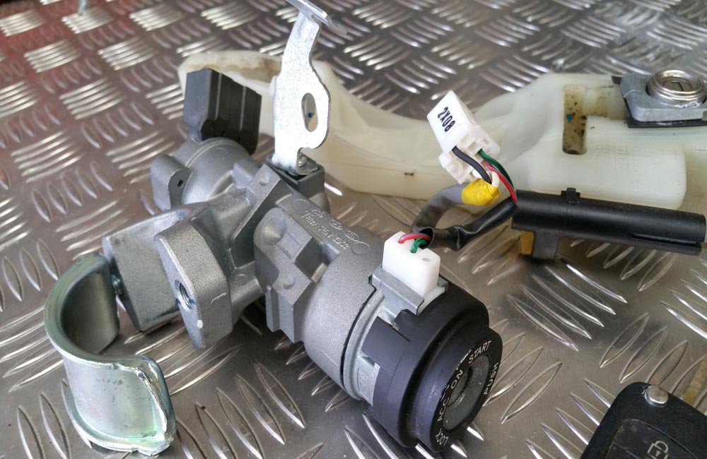 Kia Picanto ignition barrel key 20112017 Used Car Parts UK