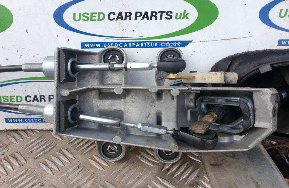 Mercedes Vito W638 gear cables linkages Used Car Parts UK