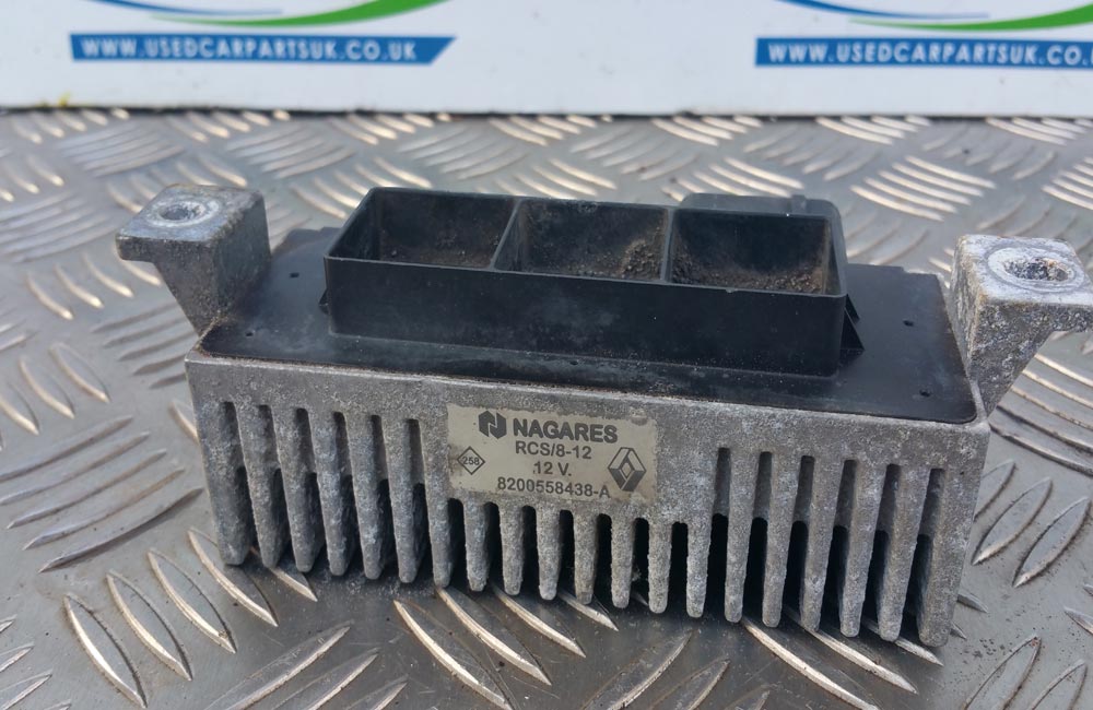 Nissan Juke DCI glow plug relay 8200558438A Used Car Parts UK