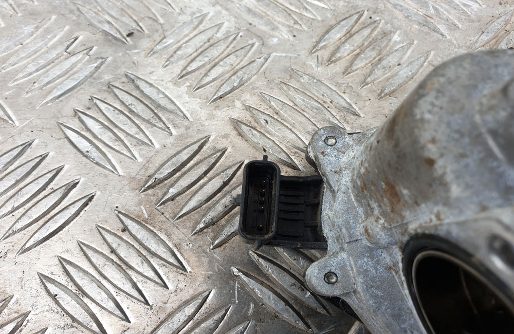 Nissan Juke DCI throttle body 8200614985 Used Car Parts UK