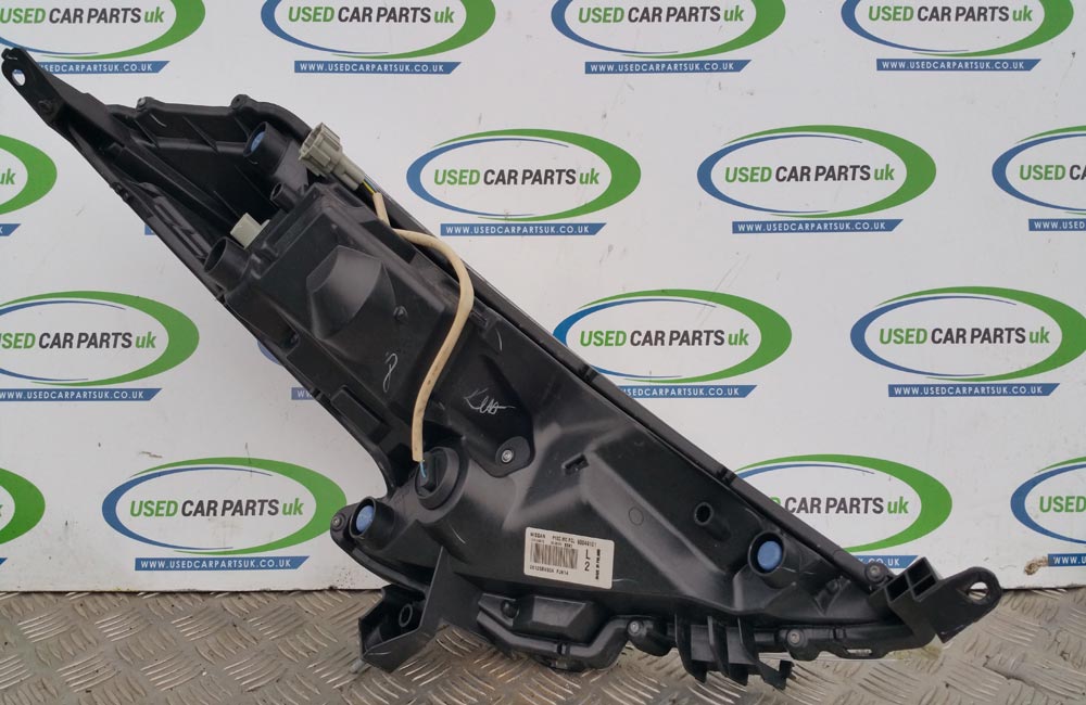 Nissan Juke Tekna top indicator light 2015 Used Car Parts UK