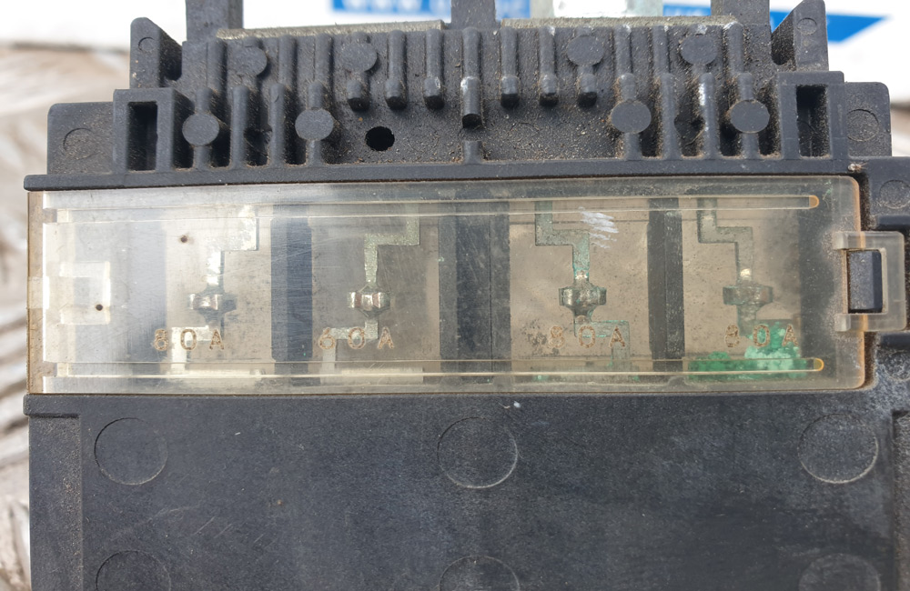 Nissan Micra battery fuses 1.4 Petrol Used Car Parts UK