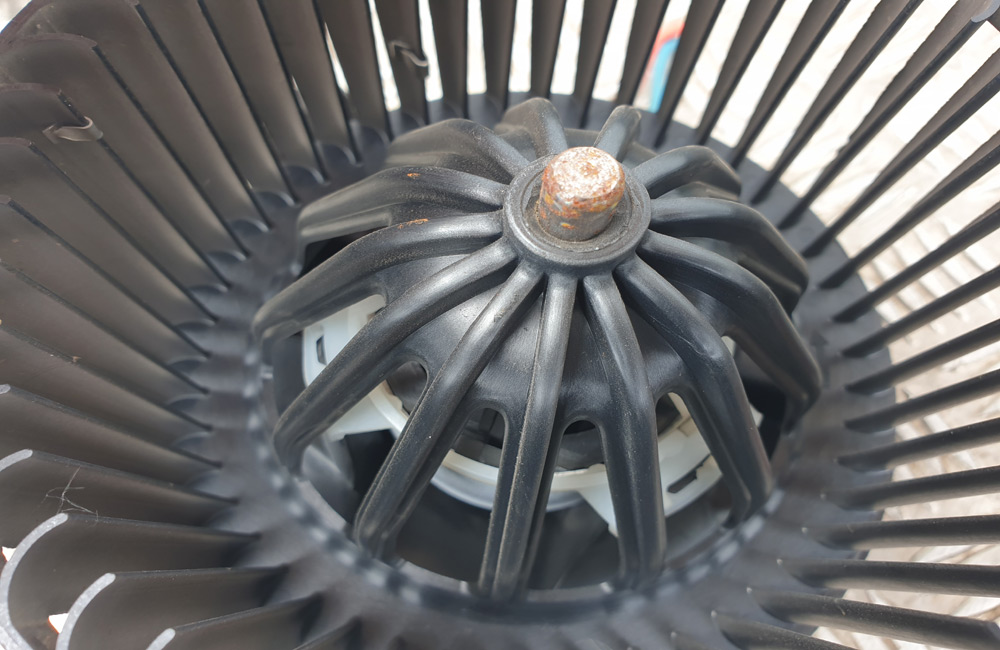 Nissan Micra K12 Tekna heater blower motor Used Car Parts UK