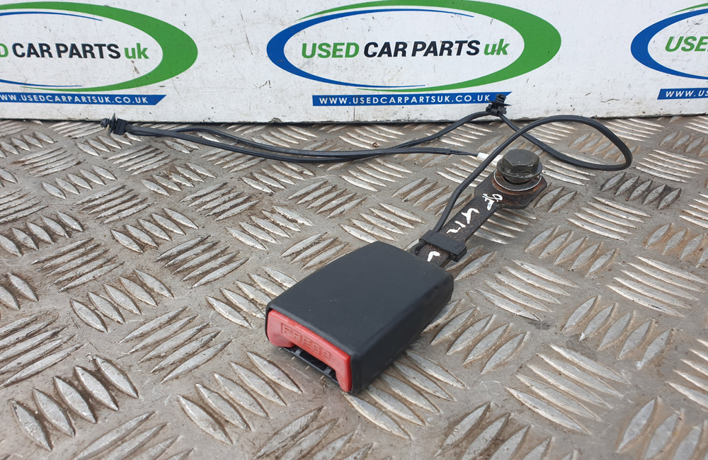 Nissan Micra K12 seat belt buckle drivers front Used Car Parts UK