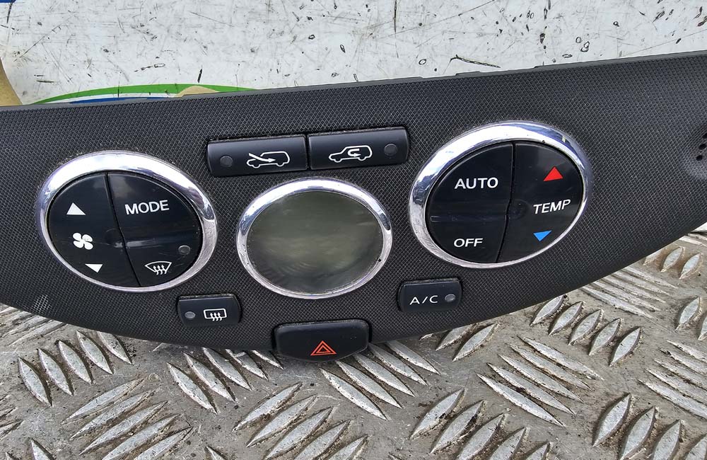 Nissan Note Heater Control 275009U01A | Used Car Parts UK