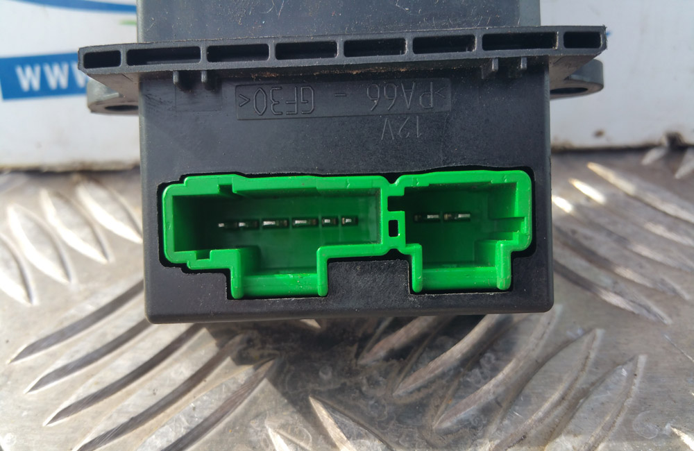 Nissan Note SVE DCI heater resistor card Used Car Parts UK