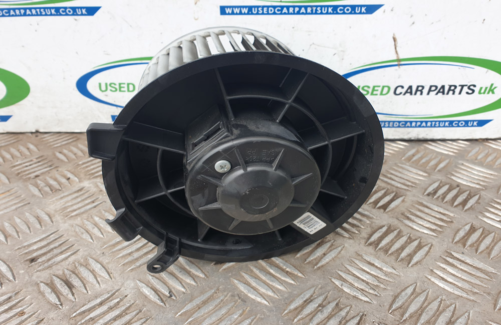 Nissan Qashqai heater blower motor 0614 Used Car Parts UK