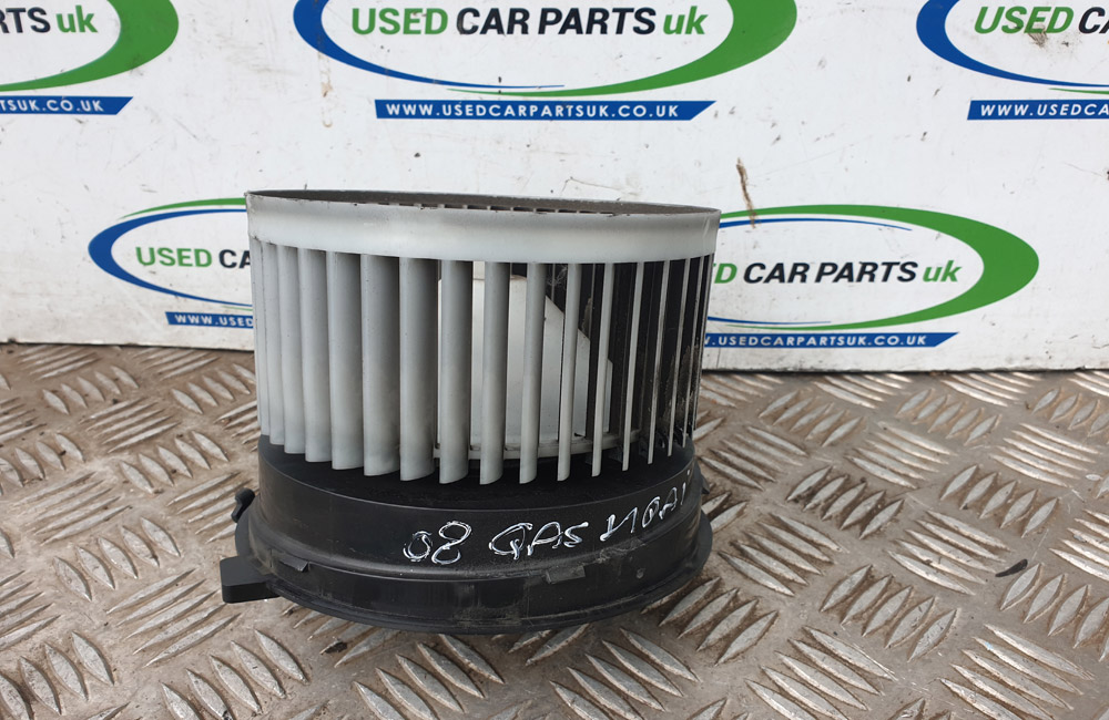 Nissan Qashqai heater blower motor 0614 Used Car Parts UK