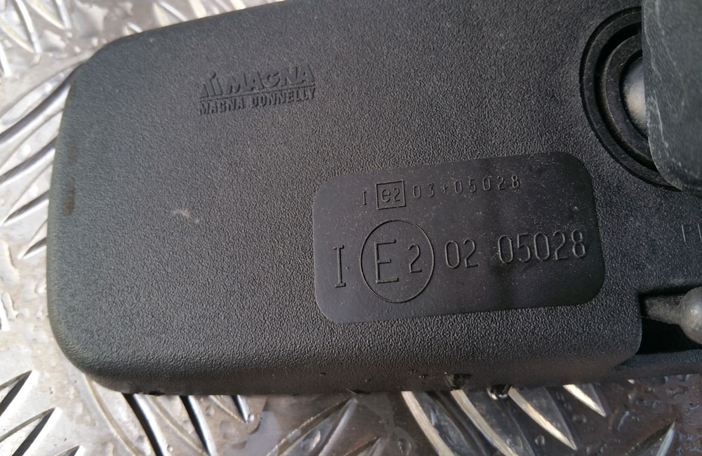 Nissan Qashqai rear view mirror 20102014 Used Car Parts UK