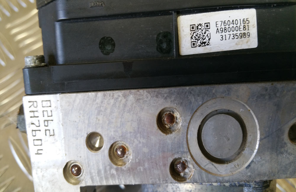 Nissan XTrail T31 ABS Pump ECU Used Car Parts UK