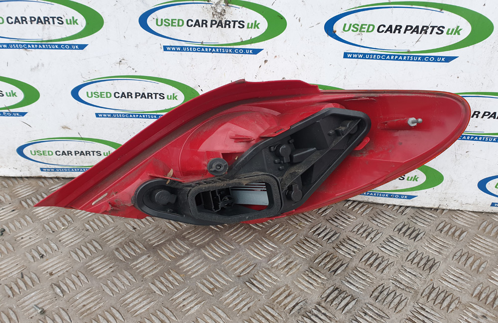 Peugeot 207 rear left tail brake light lamp Used Car Parts UK