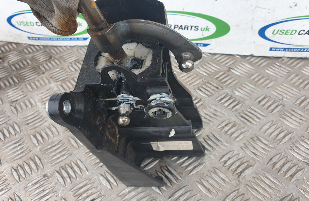 Peugeot Bipper gear shift selector lever Used Car Parts UK