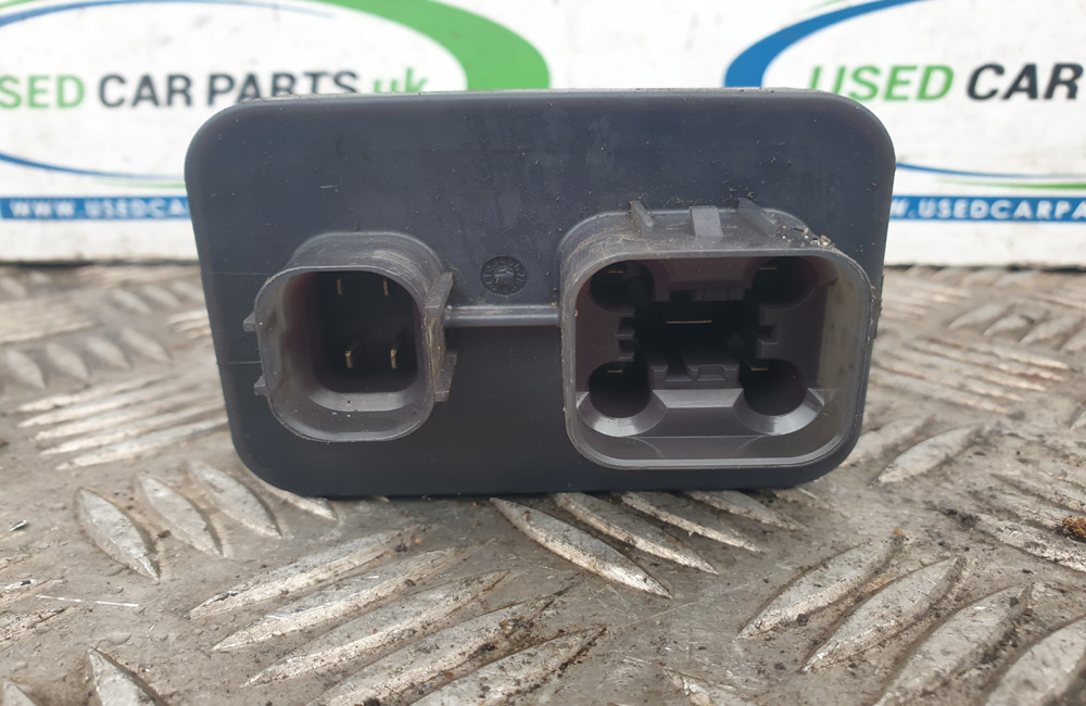 Peugeot Bipper glow plug relay 55229840 Used Car Parts UK