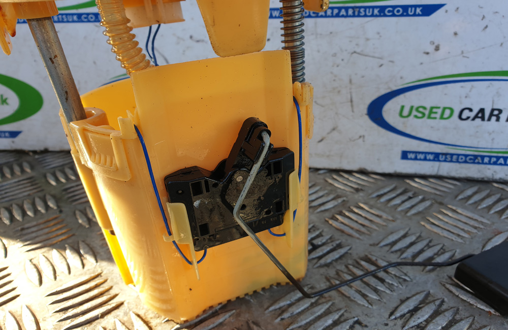 Peugeot Partner fuel pump sender 9684995280 Used Car Parts UK