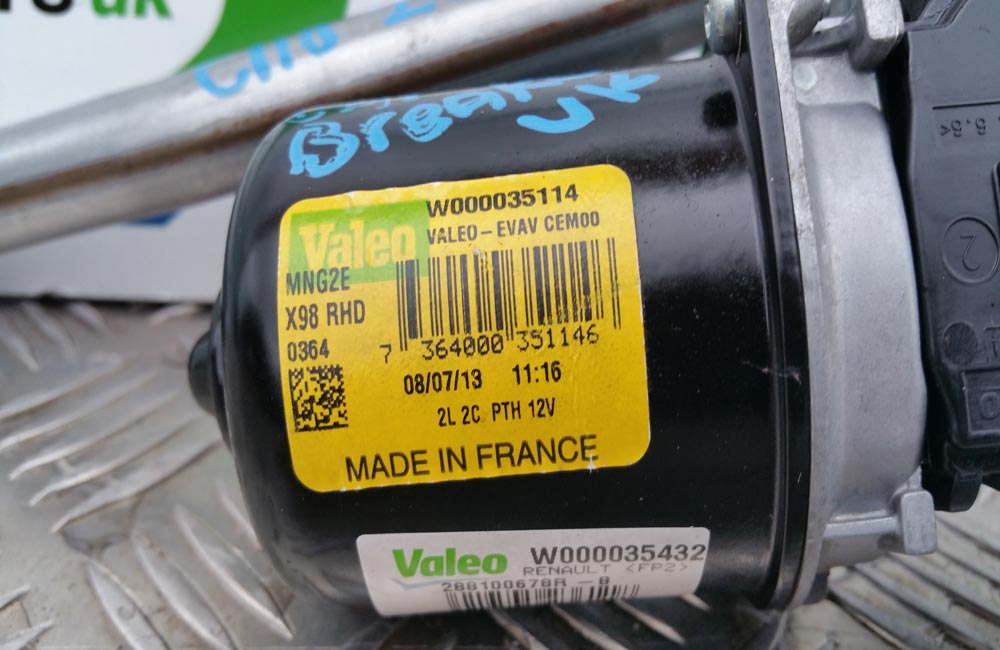 Renault Clio MK4 front wiper motor 20132017 Used Car Parts UK