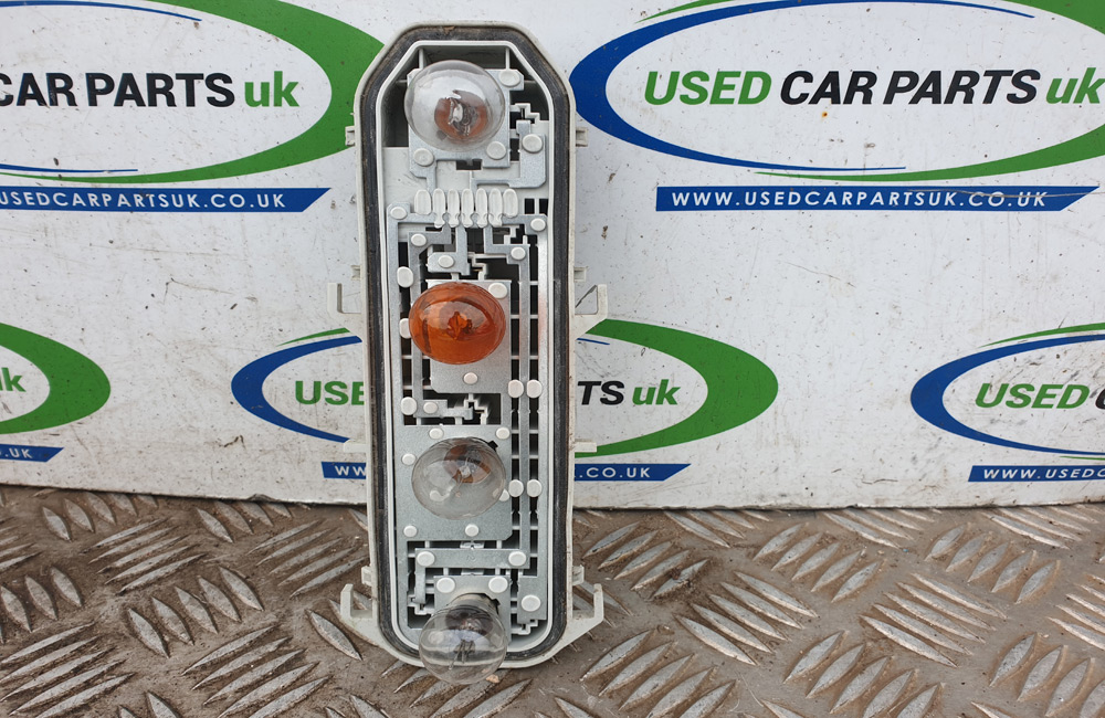 Renault Clio MK2 rear light bulb holder left Used Car Parts UK