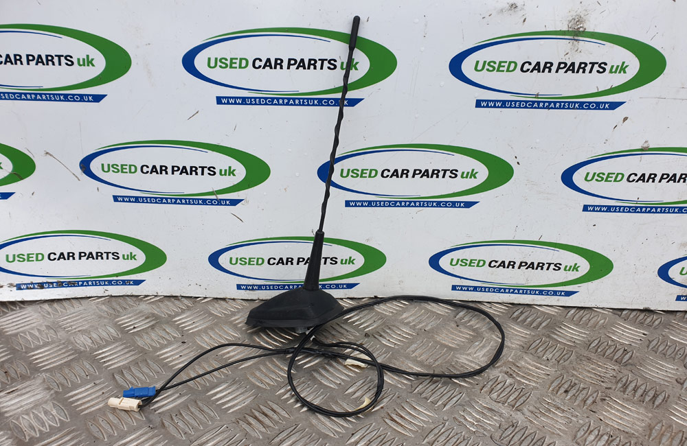 Renault clio aerial store replacement
