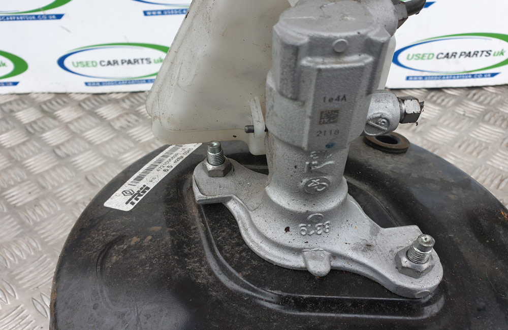 Renault Clio MK4 Brake Servo Brake Master Cylinder Used Car Parts UK