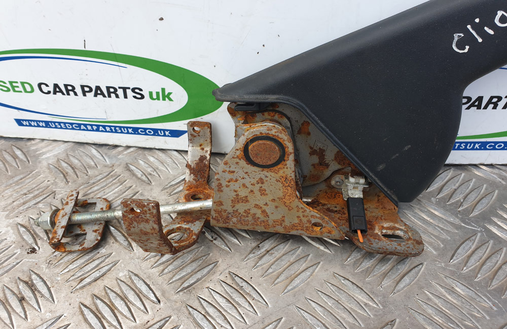 Renault Clio MK4 hand brake lever Used Car Parts UK