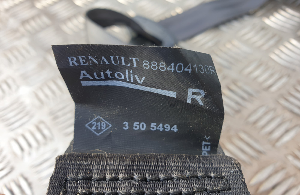 Renault Clio seat belt drivers rear 888404130R Used Car Parts UK