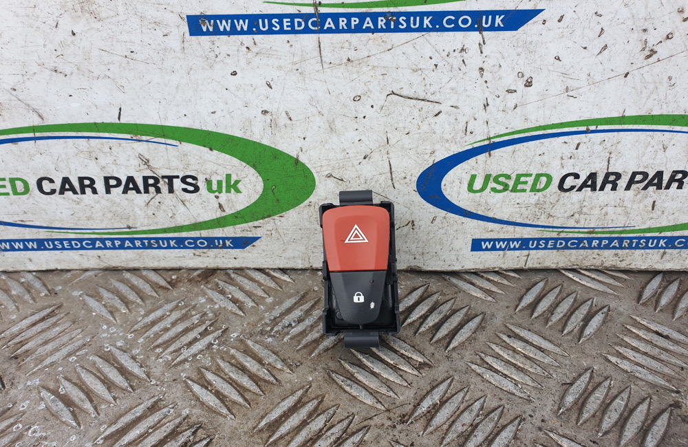 Renault Megane MK3 Hazard And Door Lock Switch Used Car Parts UK