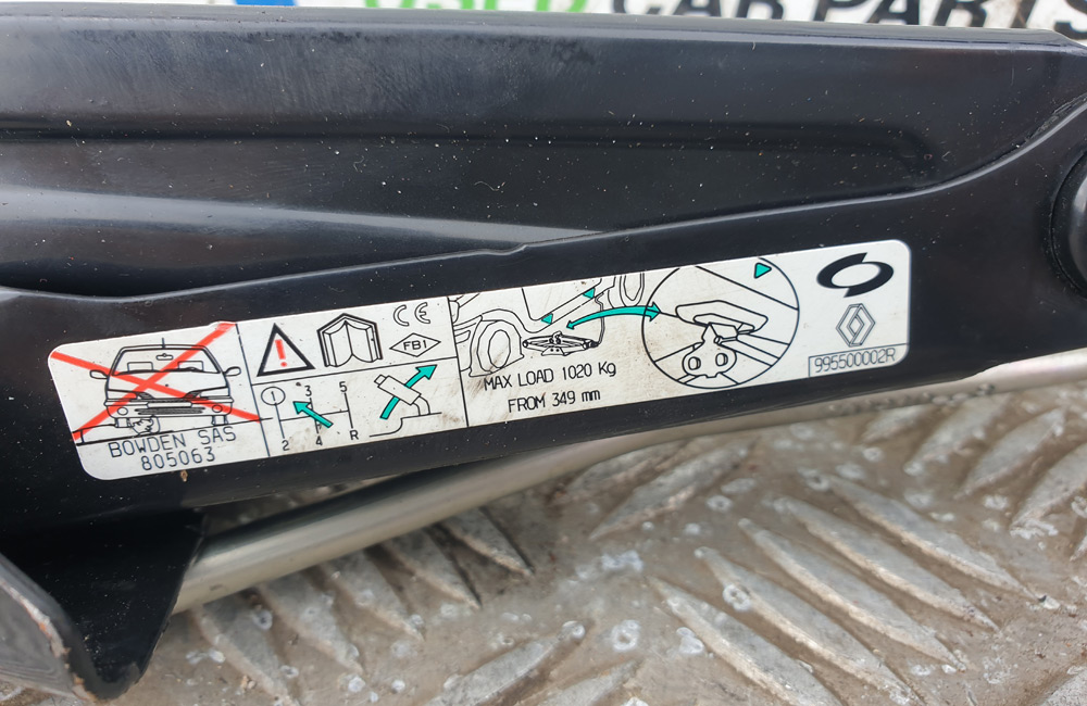 Renault Megane MK3 Wheel Jack 995500002R Used Car Parts UK