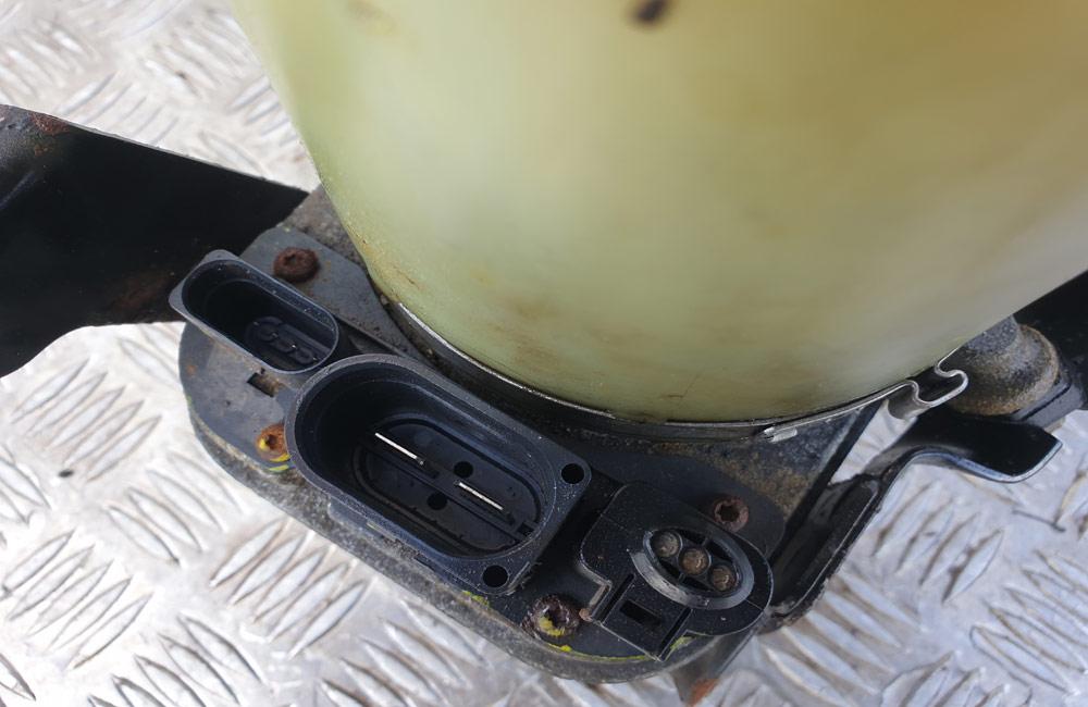 Seat 6J 1.2 TSI power steering pump electric Used Car Parts UK