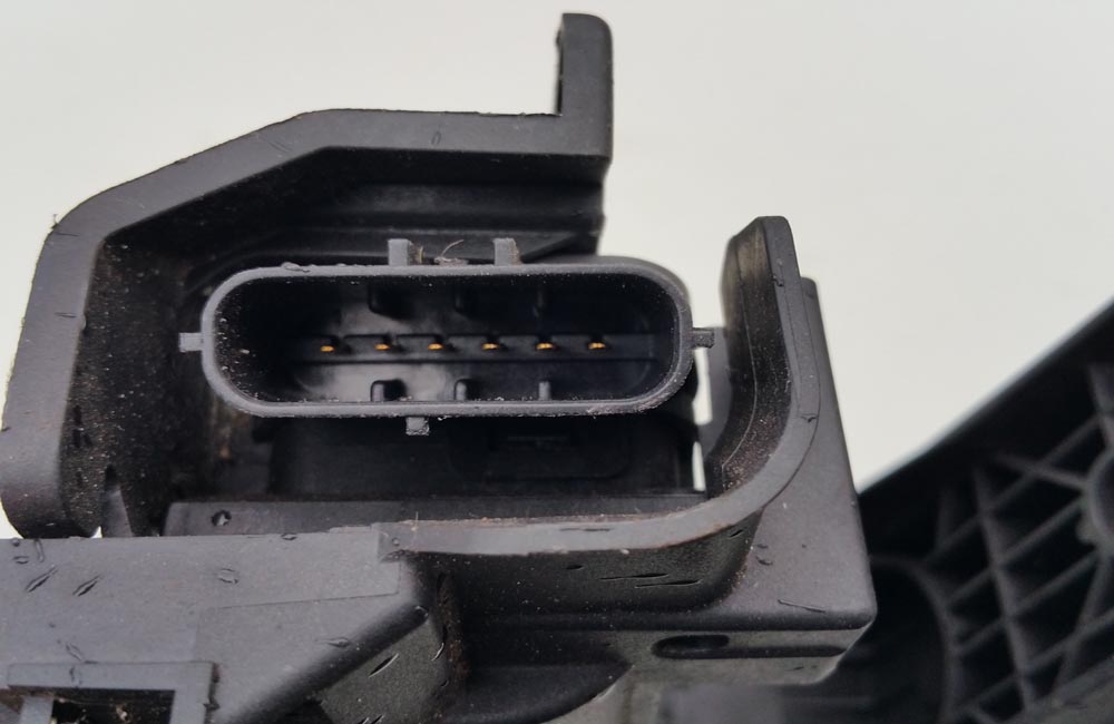 Seat Leon accelerator pedal 1K2721503 MC Used Car Parts UK